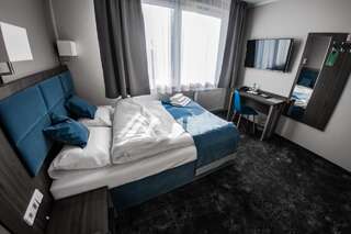 Отель Hotel Sleep Вроцлав Двухместный номер «Комфорт» с 1 кроватью - Подходит для гостей с ограниченными физическими возможностями-3