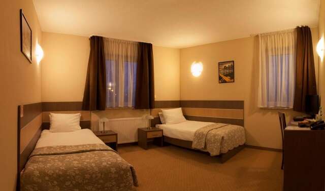 Отель Hotel Sleep Вроцлав-38